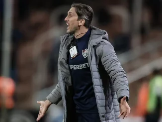Zubeldía aprovou a atuação do Fluminense contra o Rivadavia