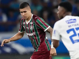 Julián Millán ganhou elogios da torcida do Fluminense