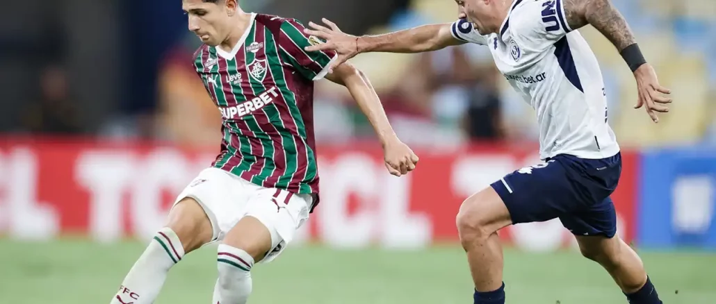 Rivadavia ajudou o Fluminense a seguir vivo na Libertadores