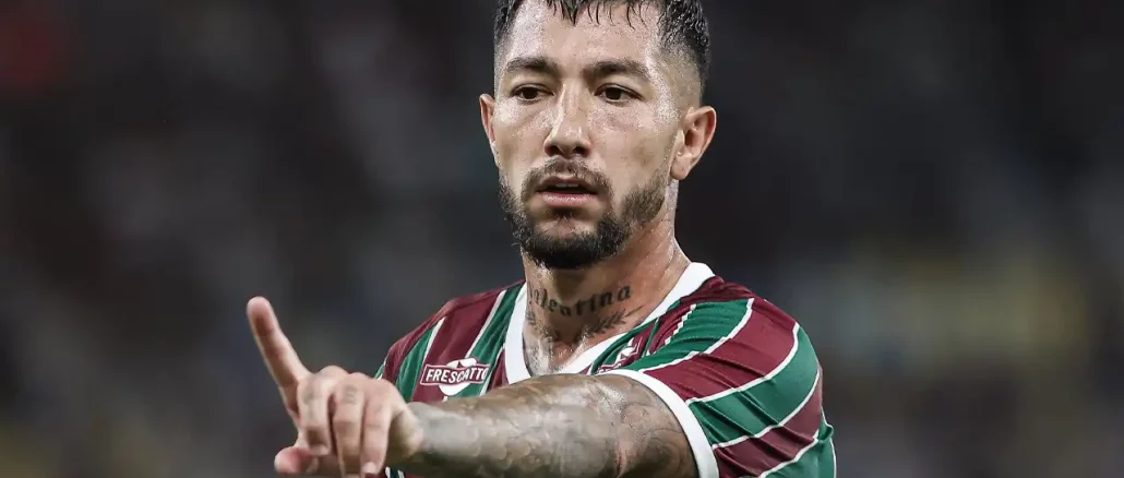 Lucho Acosta foi titular no empate do Fluminense com o Vitória