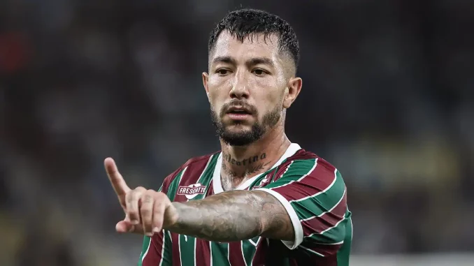 Lucho Acosta foi titular no empate do Fluminense com o Vitória