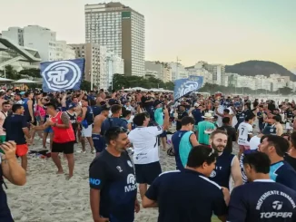 Imprensa argentina destaca provocação da torcida do Independiente Rivadavia contra o Fluminense nas oitavas da Libertadores: "A amizade acabou".