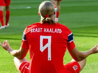 Haaland marcou dois gols e deu uma assistência na goleada da Noruega sobre o Iraque