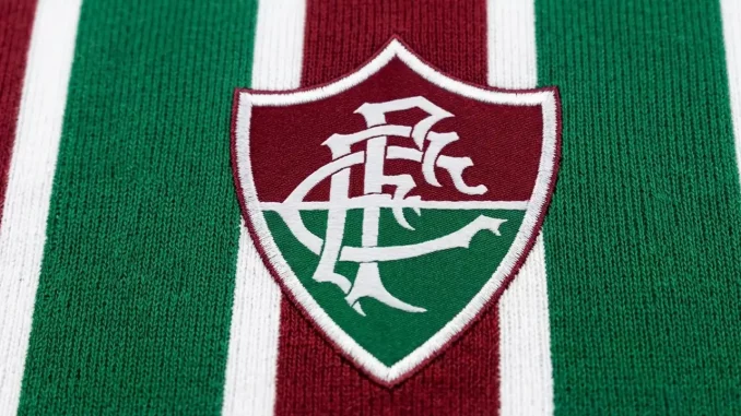 Fluminense segue interessado no atacante Everton Cebolinha, do Flamengo