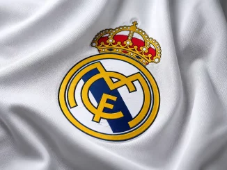 Real Madrid lançou linha de uniformes com as cores do Fluminense