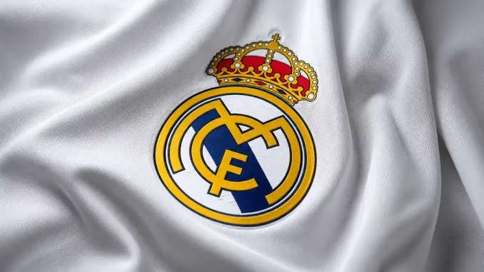 Real Madrid lançou linha de uniformes com as cores do Fluminense