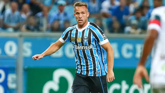 Arthur entrou na mira do Fluminense
