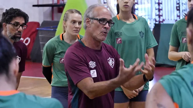 Marcos Miranda deixa o comando do time feminino de vôlei do Fluminense