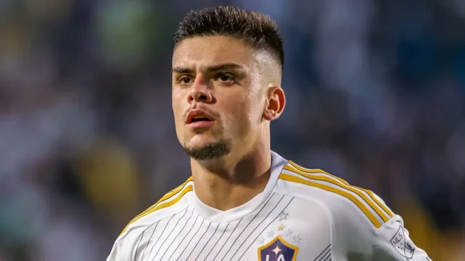 Gabriel Pec está na mira do Fluminense