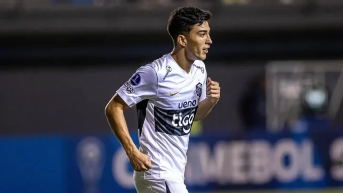 Lezcano perdeu a titularidade no Olimpia