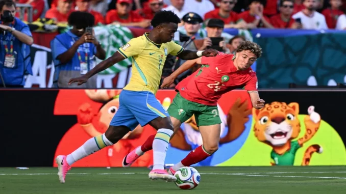Que sufoco! Em crônica sem filtros, Vinicius Toledo detona a estreia do Brasil contra Marrocos e avisa: para quem tem mais de 40 anos, o Hexa exige pés no chão.