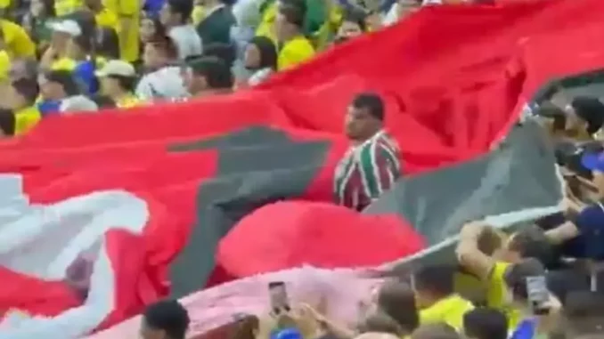 Confira as últimas notícias do Fluminense. Veja a opinião sobre como um torcedor do Fluminense peitou a falta de respeito no Maracanã em jogo da Seleção Brasileira.