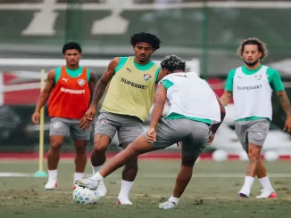 Vinicius Toledo analisa escalação do Fluminense contra o Vasco