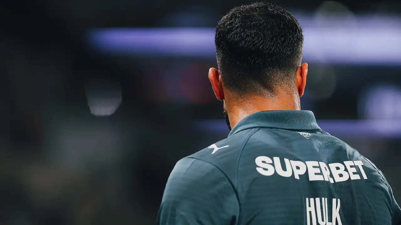 Hulk chegou a ser vaiado no empate com o Bahia