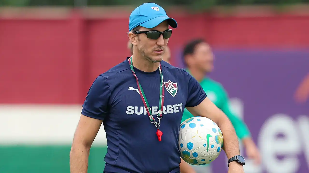 Zubeldía tem duas dúvidas para definir o Fluminense contra o Bahia