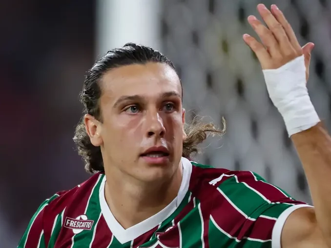 Veja quem são os jogadores pendurados do Fluminense para o clássico deste sábado contra o Vasco. Vem conferir!