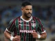 Hulk estreou com a camisa do Fluminense