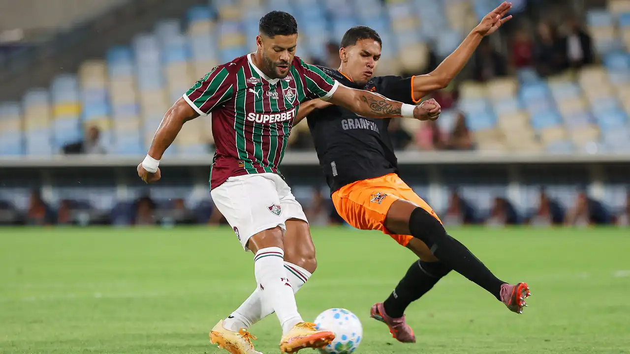 Hulk estreou pelo Fluminense na goleada sobre o Nova Iguaçu