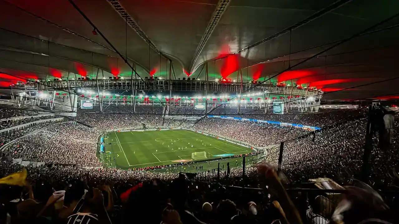 VAI AO JOGO? Confira a previsão do tempo e as condições climáticas no Maracanã para o clássico entre Vasco e Fluminense!
