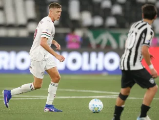 Rodrigo Castillo teve péssima atuação contra o Botafogo