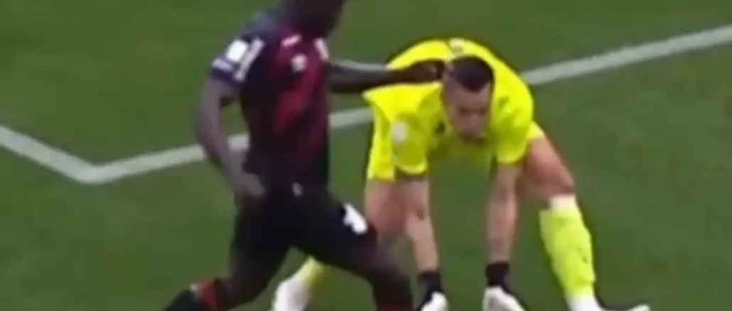 Simon apontou erro da arbitragem no pênalti marcado para o Athletico-PR contra o Fluminense