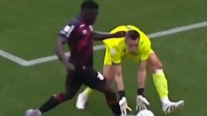 Simon apontou erro da arbitragem no pênalti marcado para o Athletico-PR contra o Fluminense