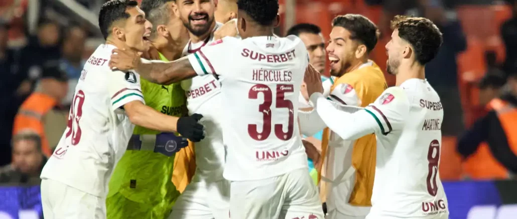 Fábio brilhou nos pênaltis e garantiu a classificação do Fluminense