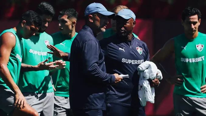 Marcão tem dúvida importante para definir a escalação do Fluminense contra o Athletico-PR