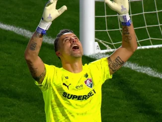 Fábio brilhou contra o Rivadavia