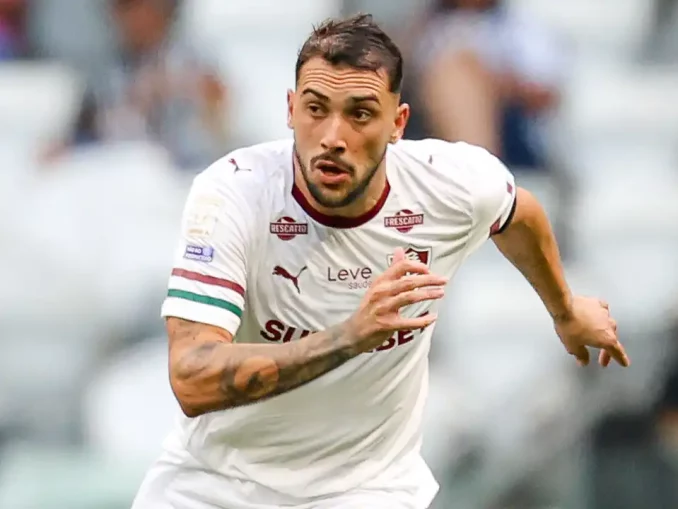 Freytes foi titular e falhou na derrota do Fluminense para o Atlético-MG