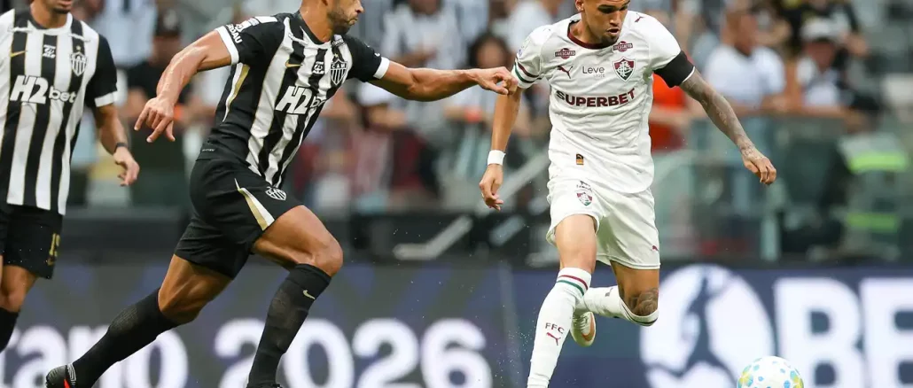Riquelme Felipe ganhou elogios de Marcão após atuação contra o Atlético-MG