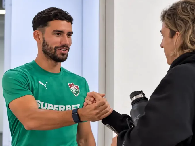 Martinelli foi recebido com festa no CT Carlos Castilho após a convocação para a Seleção Brasileira