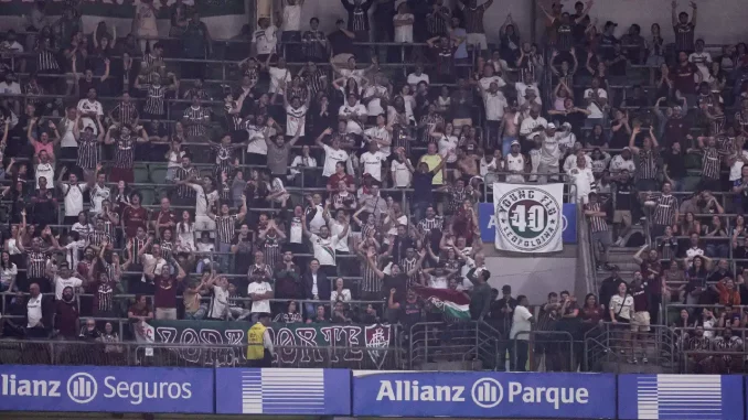 Fluminense segue mantendo conversas com o Palmeiras sobre ingressos para a semifinal da Libertadores