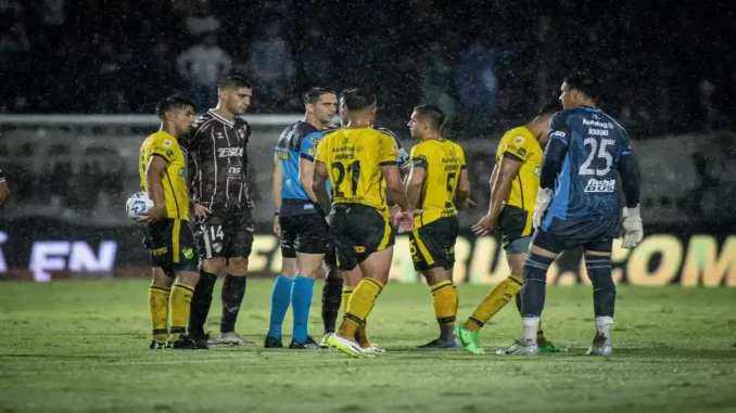 Platense perde para o Defensa y Justicia no Argentino