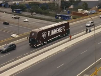 Novo ônibus do Fluminense foi apresentado nesta terça-feira