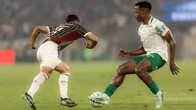 Jhon Arias desabafou sobre as vaias da torcida do Fluminense