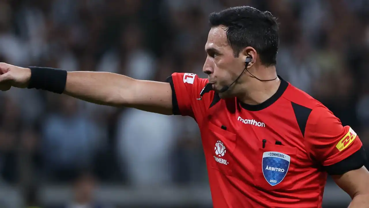 Facundo Tello apita Fluminense x Palmeiras