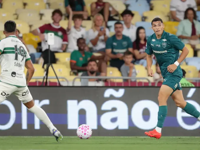 Serna fez ressalvas sobre o novo gramado do Maracanã