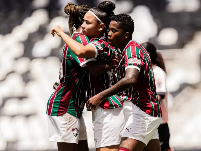 Fluminense empatou em 1 a 1 com o Botafogo na abertura do Carioca Feminino