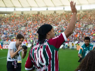 Ronaldinho manifestou apoio ao Fluminense antes da partida contra o Palmeiras